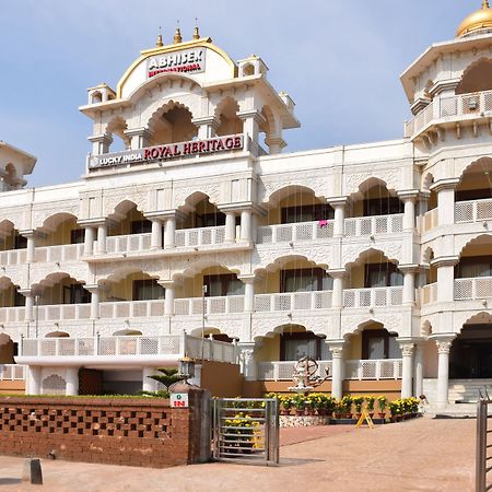 Lucky India Royal Heritage Puri Eksteriør billede